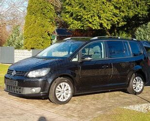 VW Volkswagen Touran 1.4 TSI DSG Style *BiXenon*Navi* Gebrauchtwagen