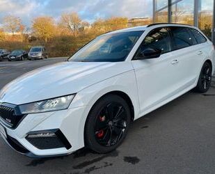 Skoda Skoda Octavia Combi 2,0TSi RS 6-Gang Matrix Navi K Gebrauchtwagen