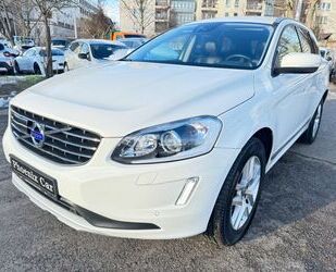 Volvo Volvo XC60 D4 Summum Geartronic/Vollausstattung Gebrauchtwagen