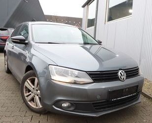 VW Volkswagen Jetta 1.6 TDI MATCH / LEDER / NAVI+ Gebrauchtwagen