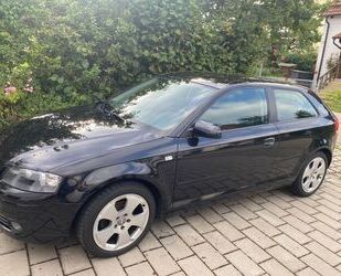 Audi Audi A3 1.6 FSI S line Sportpaket plus S line Spo. Gebrauchtwagen