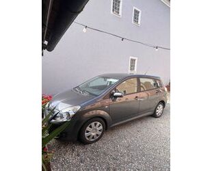 Toyota Toyota Corolla Verso 2.2-l-D-4D Gebrauchtwagen