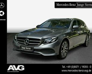 Mercedes-Benz Mercedes-Benz E 300 T LED SHZ AHK DISTRONIC RFK Ca Gebrauchtwagen