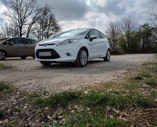 Ford Ford Fiesta 1,4 Titanium Titanium Gebrauchtwagen