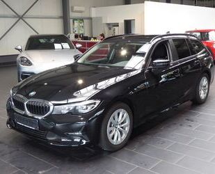 BMW BMW 320d Touring xDrive Aut. Advantage 8-fach Navi Gebrauchtwagen