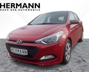 Hyundai Hyundai i20 1.4 Silver YES! *Tempomat*Sitzhzg*PDC Gebrauchtwagen