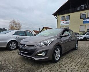 Hyundai Hyundai i30 Coupe Classic 1.er Hand / Nur 98tkm Gebrauchtwagen