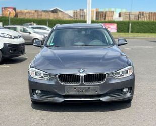 BMW BMW 320d Touring Navi Bi-Xenon SHZ PDC Gebrauchtwagen