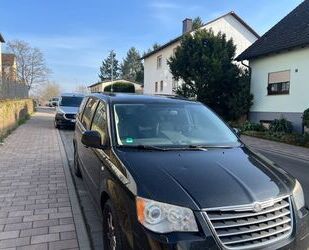 Chrysler Chrysler Grand Voyager Limited 2.8 CRD Autom. Limi Gebrauchtwagen