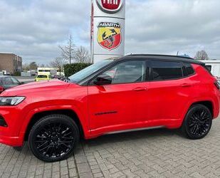 Jeep Jeep S Plug-In Hybrid 4WD 8-fach Bereifung AHK Gebrauchtwagen