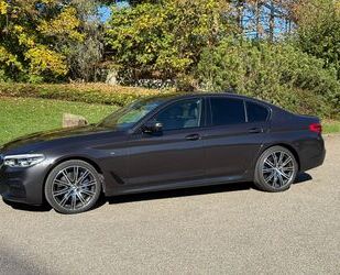 BMW BMW 540i xDrive, Top Ausstattung, Restgarantie, 1. Gebrauchtwagen