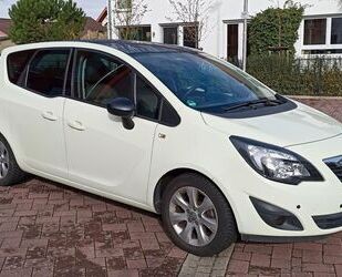 Opel Opel Meriva 1.4 Edition Autom. 140PS + Fahrradträg Gebrauchtwagen