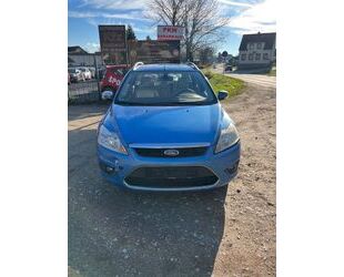 Ford Ford Focus Turnier Ghia Gebrauchtwagen