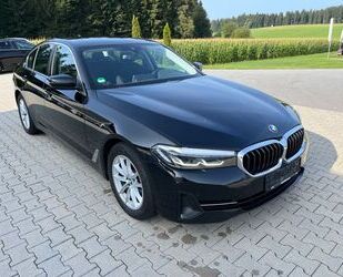 BMW BMW 520 Baureihe 5 Lim. 520 d Live StH. Displ LED Gebrauchtwagen