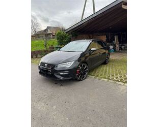 Seat Seat Leon 2.0 TSI St&S ST CUPRA 300 DSG 4Drive CU. Gebrauchtwagen