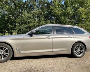 BMW BMW 520i Touring A -Head up und Kamera Gebrauchtwagen