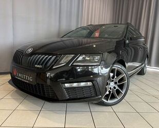 Skoda Skoda Octavia Combi 2.0 4x4 DSG RS+DDC+ACC+COLUMBU Gebrauchtwagen