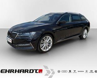 Skoda Skoda Superb Combi 2.0 TDI DSG 4x4 L&K DCC AHK*LED Gebrauchtwagen