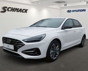 Hyundai Hyundai i30 Connect & Go*SHZG*PDC*NAVI* Gebrauchtwagen