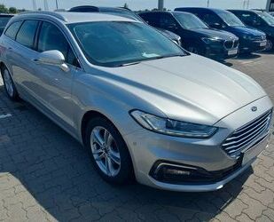 Ford Ford Mondeo Turnier Titanium*LED*Kamera*Navi*AHK*M Gebrauchtwagen