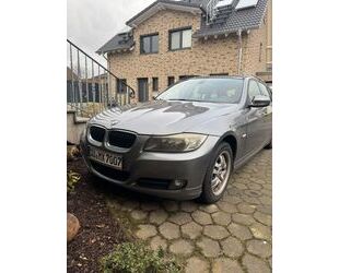 BMW BMW 318i touring - TÜV, Steuerkette Neu - MKL blin Gebrauchtwagen