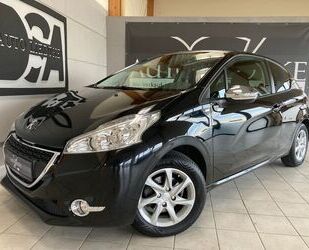 Peugeot Peugeot 208 Style/Klima/Sitzhz./PDC/TÜV//Panodach/ Gebrauchtwagen