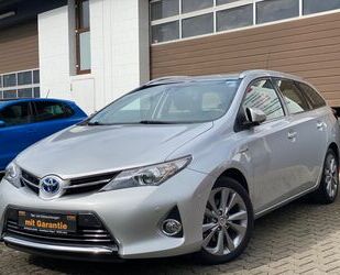 Toyota Toyota Auris Touring Sports Hybrid Executive AUTOM Gebrauchtwagen