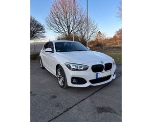 BMW BMW 120i M Sport Shadow H/K Sport-Automatik TOP Gebrauchtwagen