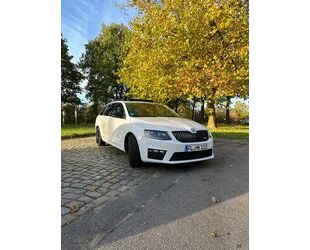 Skoda Skoda Octavia 2.0 TSI DSG RS Combi RS Gebrauchtwagen