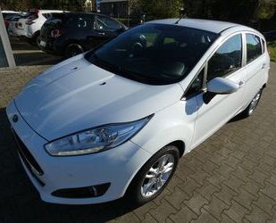 Ford Ford Fiesta Celebration*2 HAND*PDC*SHZ*KLIMA*NEU T Gebrauchtwagen