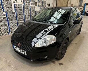 Fiat Fiat Grande Punto 1.4 16V Sport *TÜV NEU* Gebrauchtwagen