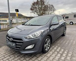 Hyundai Hyundai i30 cw blue Passion*KLIMA*SHZ*TEMP*PDC*EU6 Gebrauchtwagen