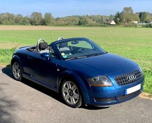 Audi Audi TT Roadster Cabrio 1.8T Bose Alcantara Xenon Gebrauchtwagen