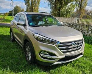 Hyundai Hyundai Tucson 1.6 GDI 2WD Scheckheftgepflegt Gebrauchtwagen