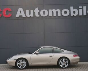 Porsche Porsche 996 911 Carrera 4 Coupe