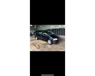 VW Volkswagen Sharan 2.0TDI * 7 Sitze*AHK*Klimaauto* Gebrauchtwagen