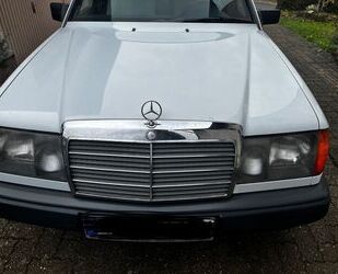 Mercedes-Benz Mercedes-Benz W124 200D aus 1. Hand (H-Kennzeichen Gebrauchtwagen