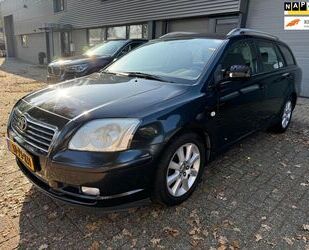 Toyota Toyota Avensis Wagon 1.8 VVTi Linea Luna Gebrauchtwagen