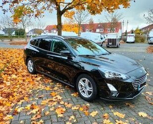 Ford Ford Focus 1,0 EcoBoost 92kW Cool & Connect Gebrauchtwagen