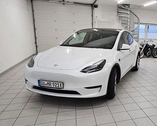 Tesla Tesla Model Y RWD , 1. Hand, AHK, 8-fach bereift Gebrauchtwagen