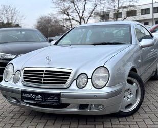 Mercedes-Benz Mercedes-Benz CLK 320 ELEGANCE*Vollleder*SHZ*PDC*g Gebrauchtwagen