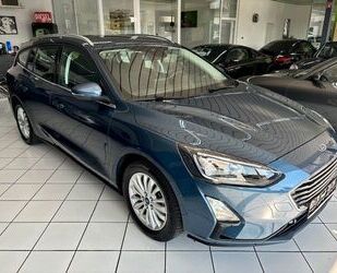 Ford Ford Focus Turnier Titanium-Navi-Todw-Spur-Camera- Gebrauchtwagen