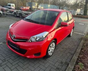 Toyota Toyota Yaris Life,Kamera,Navivorbreitung,Ganzjahrr Gebrauchtwagen