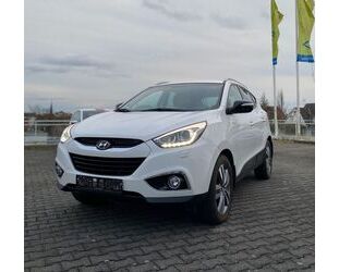 Hyundai Hyundai ix35 Trend 2WD*Xenon*Automatik*Sitzh*Lenkr Gebrauchtwagen