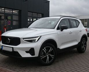 Volvo Volvo XC40 B3 DKG Plus Dark*FSHZG*H&K*BLIS*ACC Gebrauchtwagen