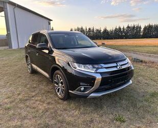 Mitsubishi Mitsubishi Outlander SUV-Star+ 4WD Tüv/Service Neu Gebrauchtwagen