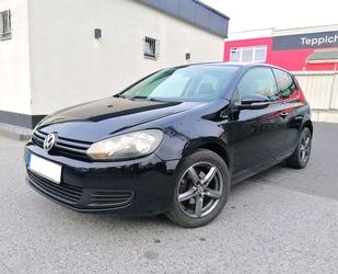 VW Volkswagen Golf TREND+NAVI+PDC+CAM+ALU+WR+SH-HEFT+ Gebrauchtwagen