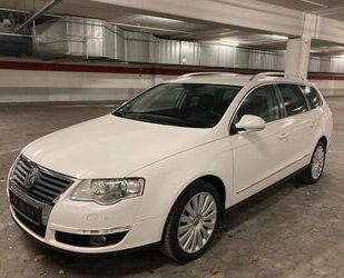 VW Volkswagen Passat Variant 2.0 TDI *DSG*AHK*TÜV 10/ Gebrauchtwagen