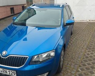 Skoda Skoda Octavia 1.6 TDI 81kW Green tec Active Combi Gebrauchtwagen