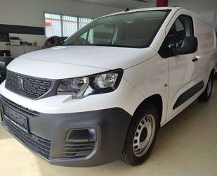 Peugeot Peugeot Partner Premium L2 1,5 HDI TEMP*NAVI*PDC*A Gebrauchtwagen